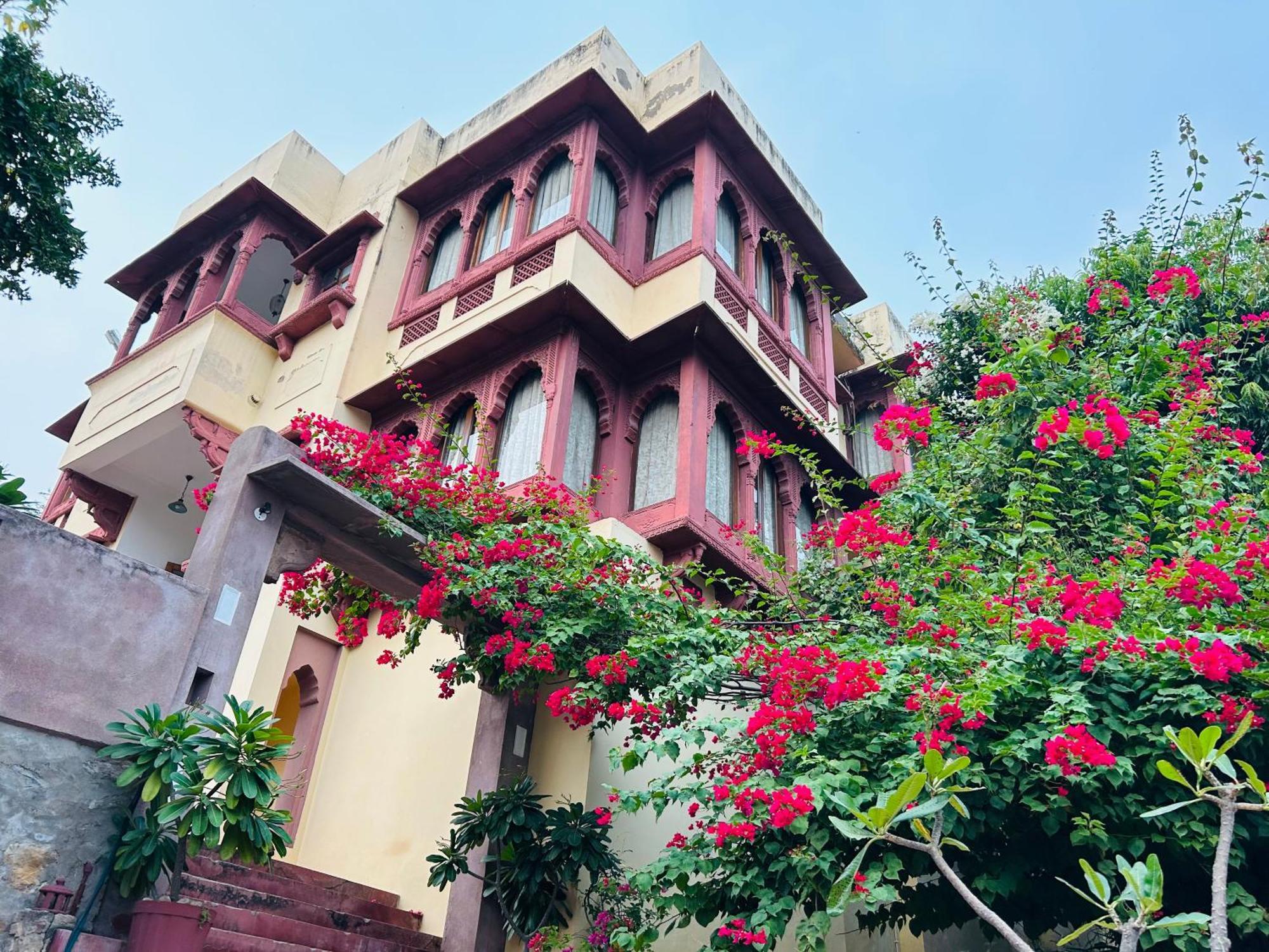 Adhbhut Hotel Jaipur Eksteriør bilde