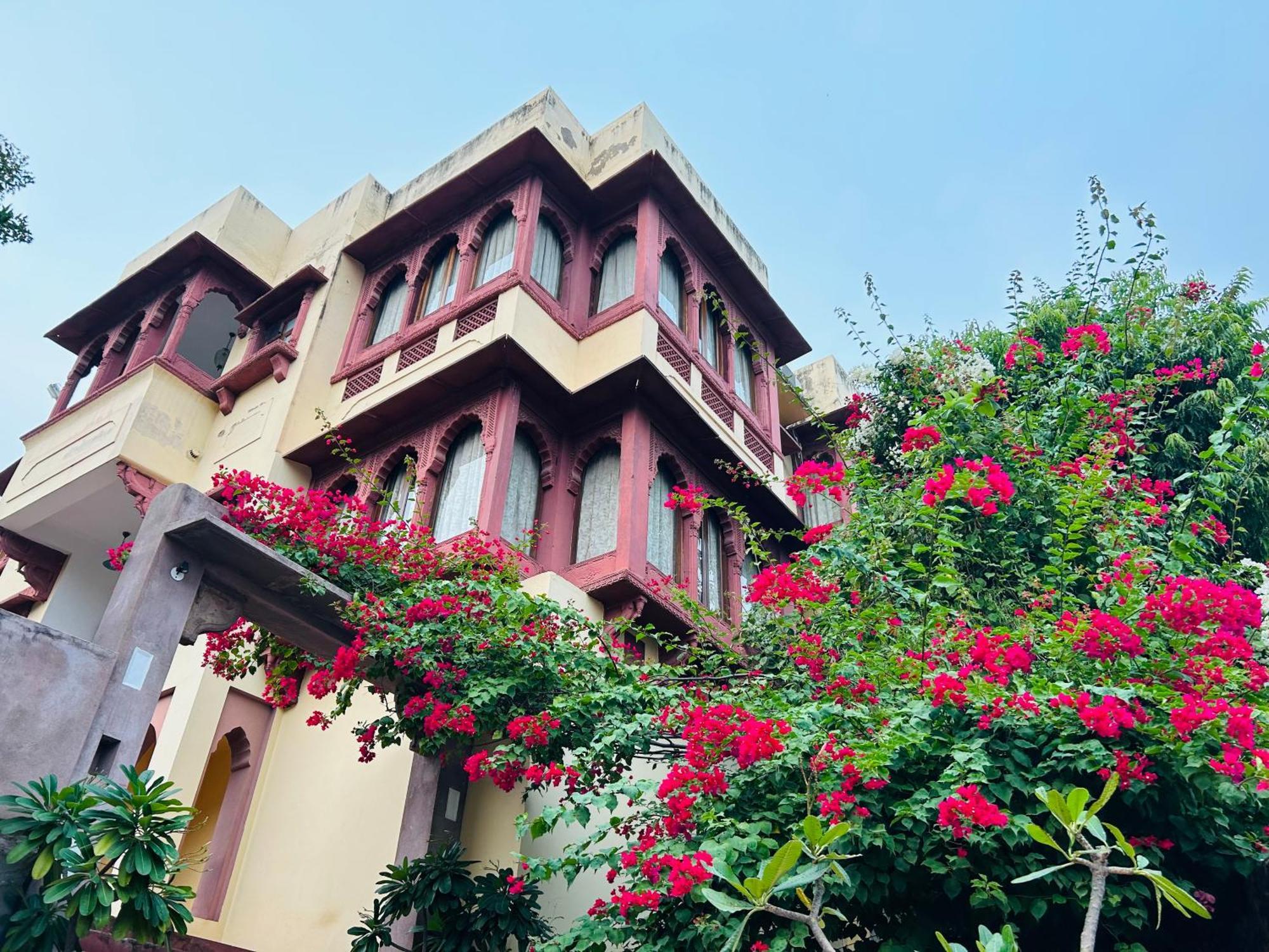 Adhbhut Hotel Jaipur Eksteriør bilde