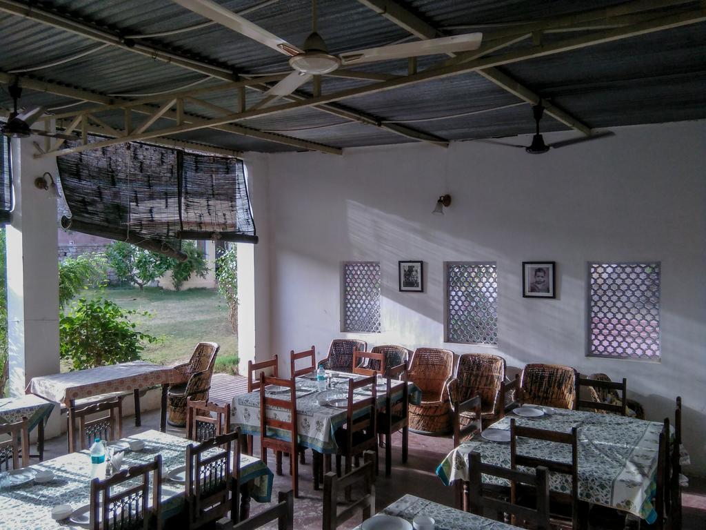 Adhbhut Hotel Jaipur Eksteriør bilde