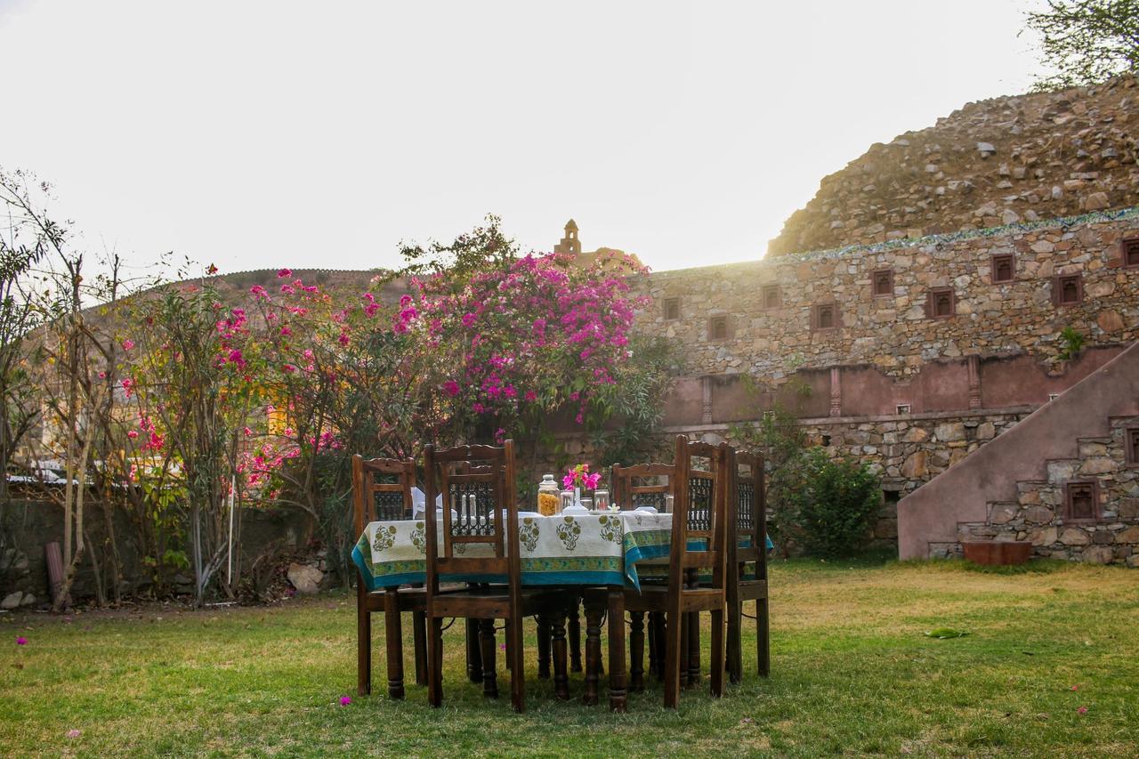 Adhbhut Hotel Jaipur Eksteriør bilde