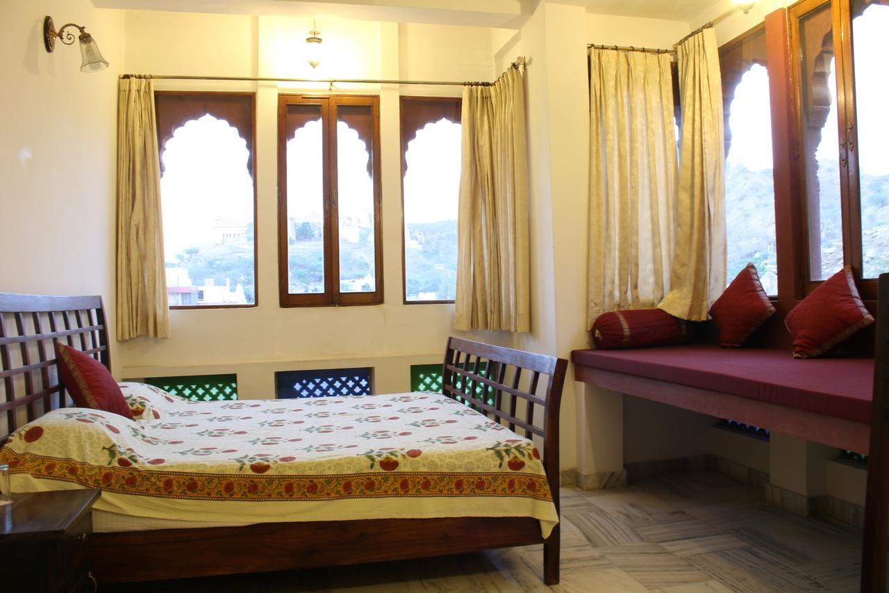 Adhbhut Hotel Jaipur Eksteriør bilde