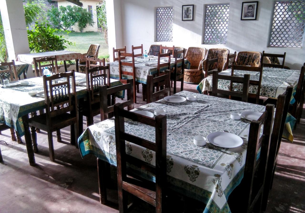 Adhbhut Hotel Jaipur Eksteriør bilde